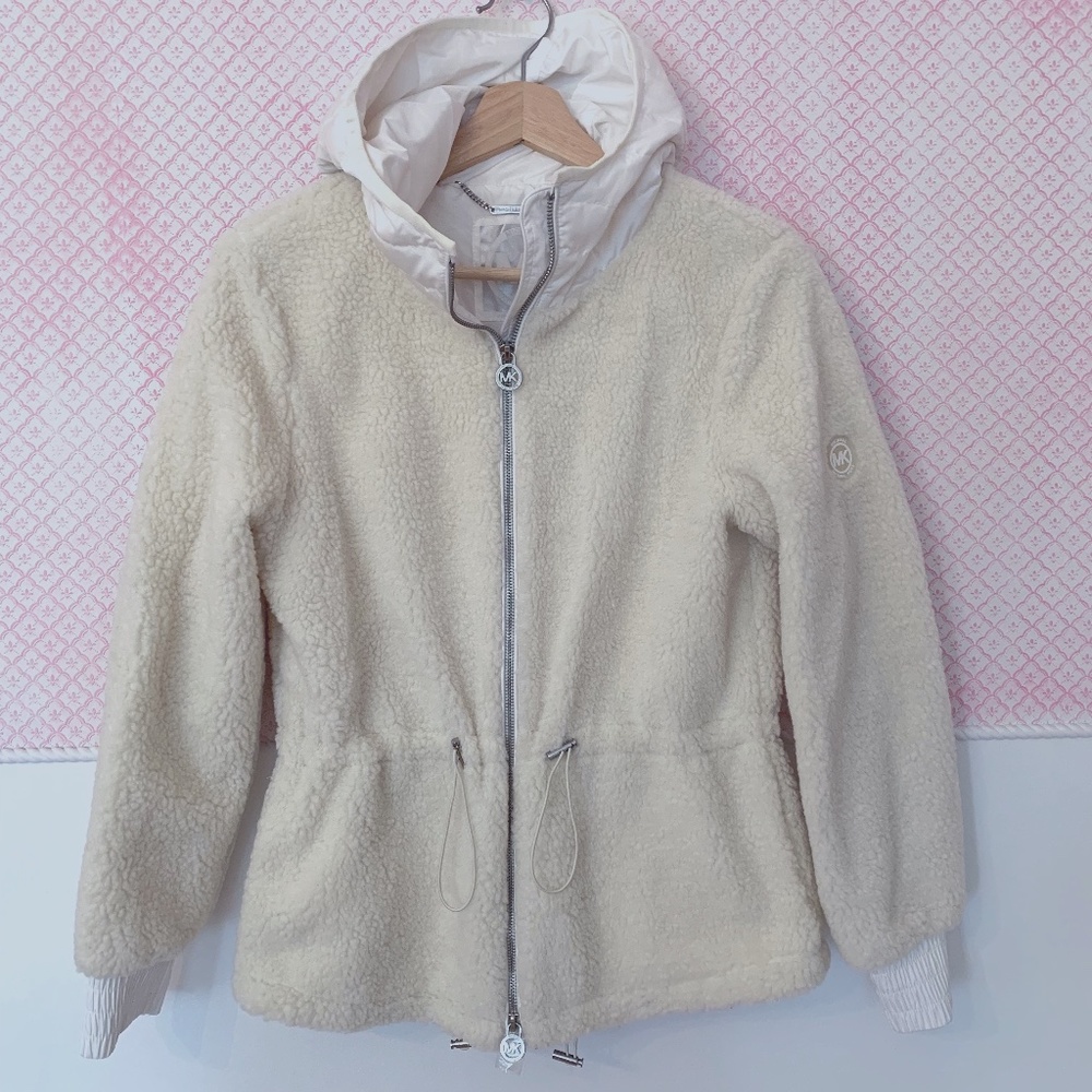 SHERPA LIGHTWEIGHT JACKET